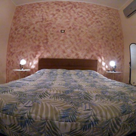 Mamma Loretta' House Hotel Biancavilla Buitenkant foto