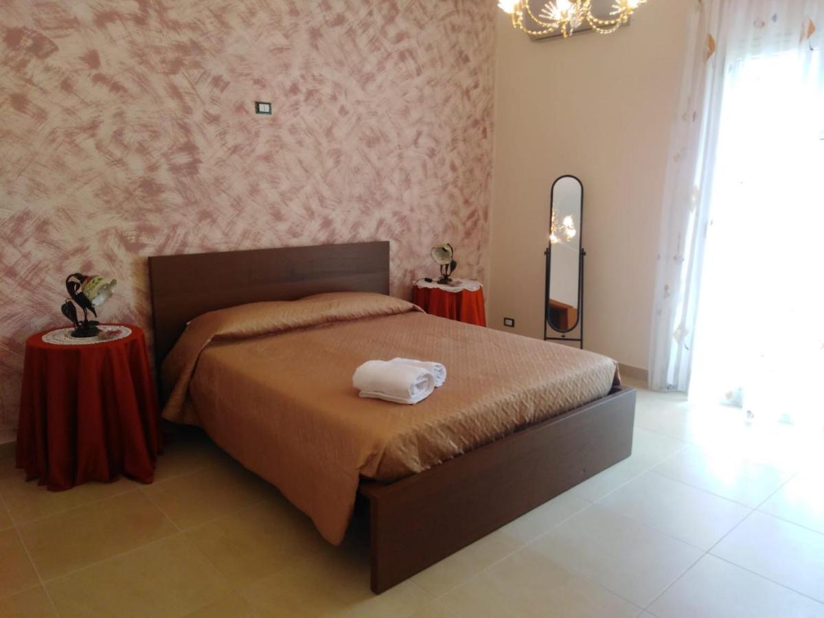 Mamma Loretta' House Hotel Biancavilla Buitenkant foto