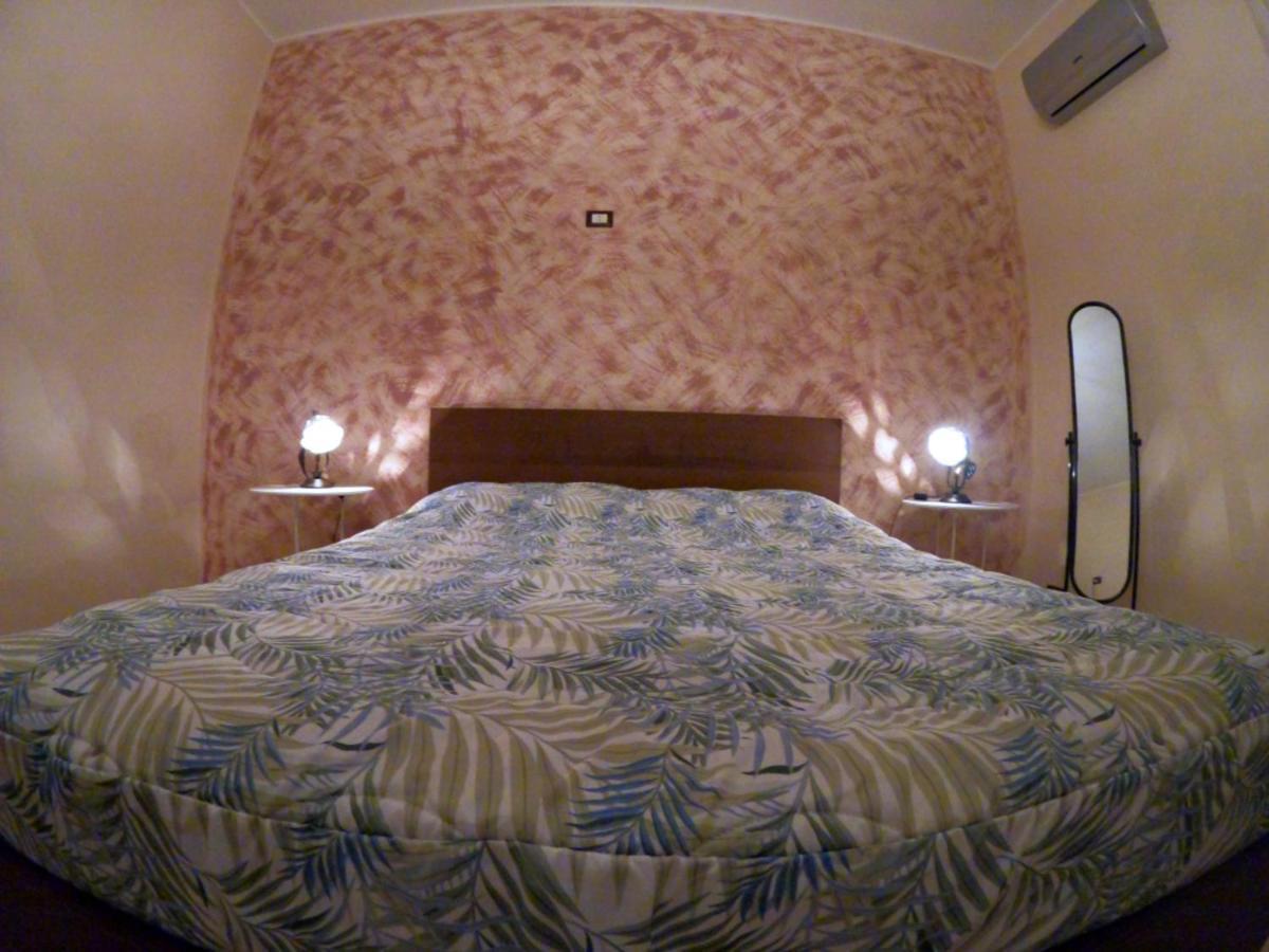 Mamma Loretta' House Hotel Biancavilla Buitenkant foto